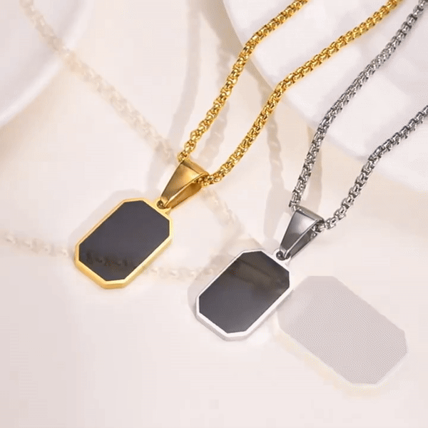 Cueen Black Rectangle Pendant Necklace