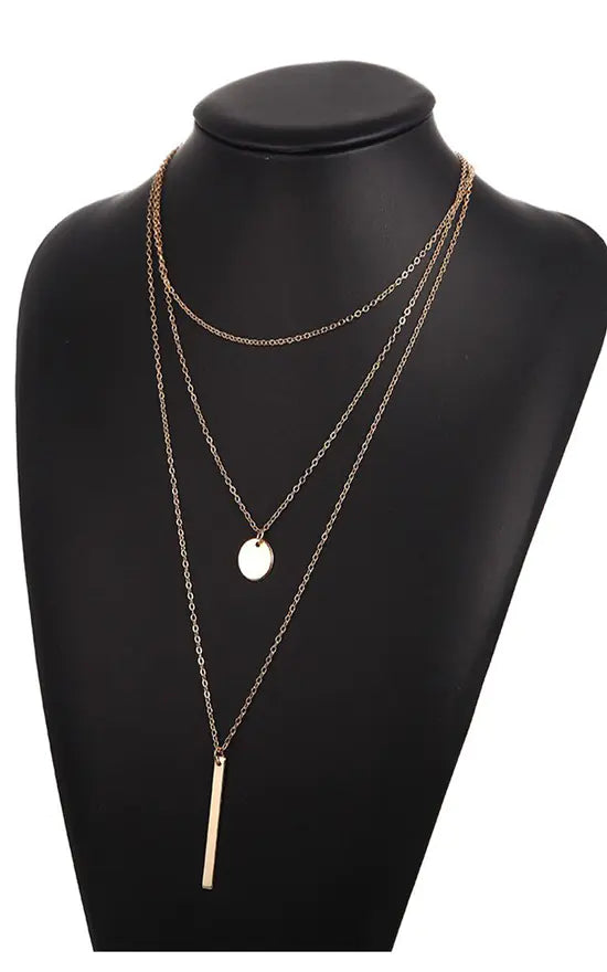 Cueen Triple Chain Pendant