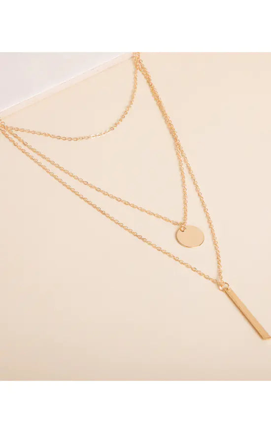 Cueen Triple Chain Pendant