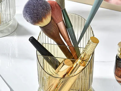 How to Choose the Perfect Makeup Brush Holder for Your Collection?