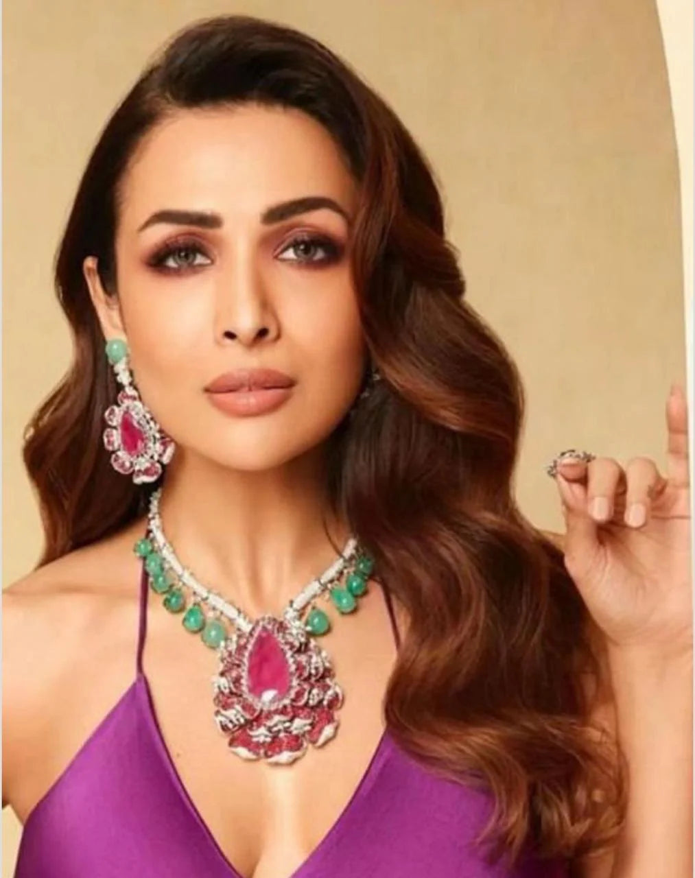 Malaika Arora Inspired Designer Flower Necklace Set